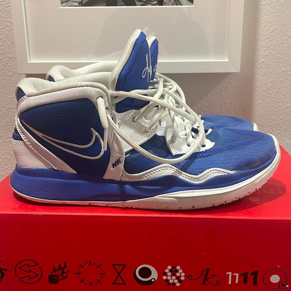Kyrie infinity TEAM BLUE